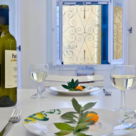 Apartment τhe Hidden Garden Corfu (city)
